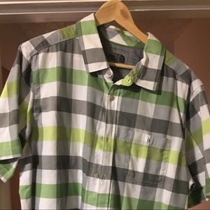 North face short sleeve button down XL